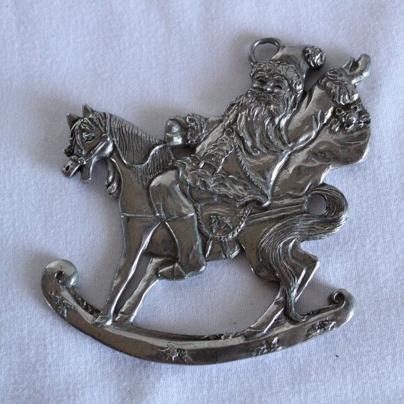 Seagull 1992 Fine Pewter Santa On Rocking Horse Ornament By Etain Zinn - Picture 1 of 9